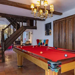 https://villa-private-bedroom-in-unique-17th-century-with.hotels-lisbon-portugal.com